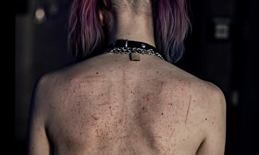 sesso crudo